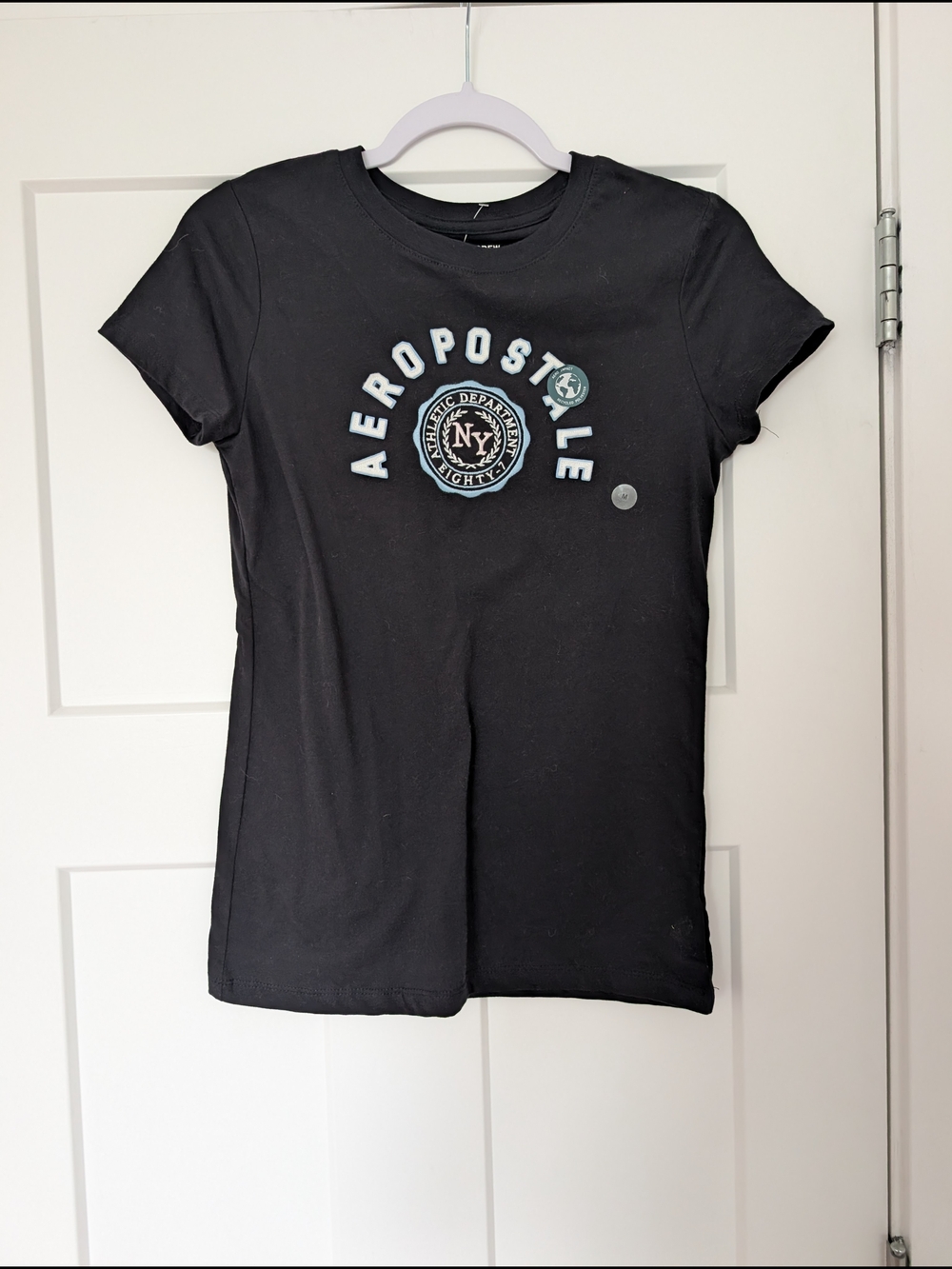 Aeropostale Brand New Black Logo Tee Size Medium